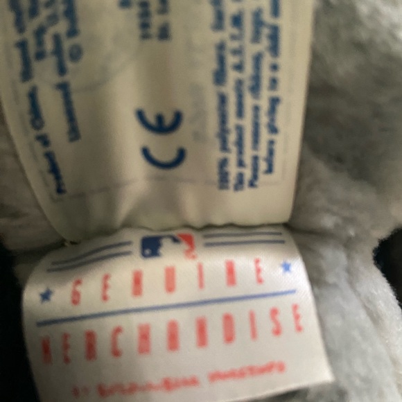 And all original Giants build the bear seal from St. Louis Galleria mall - Picture 3 of 6